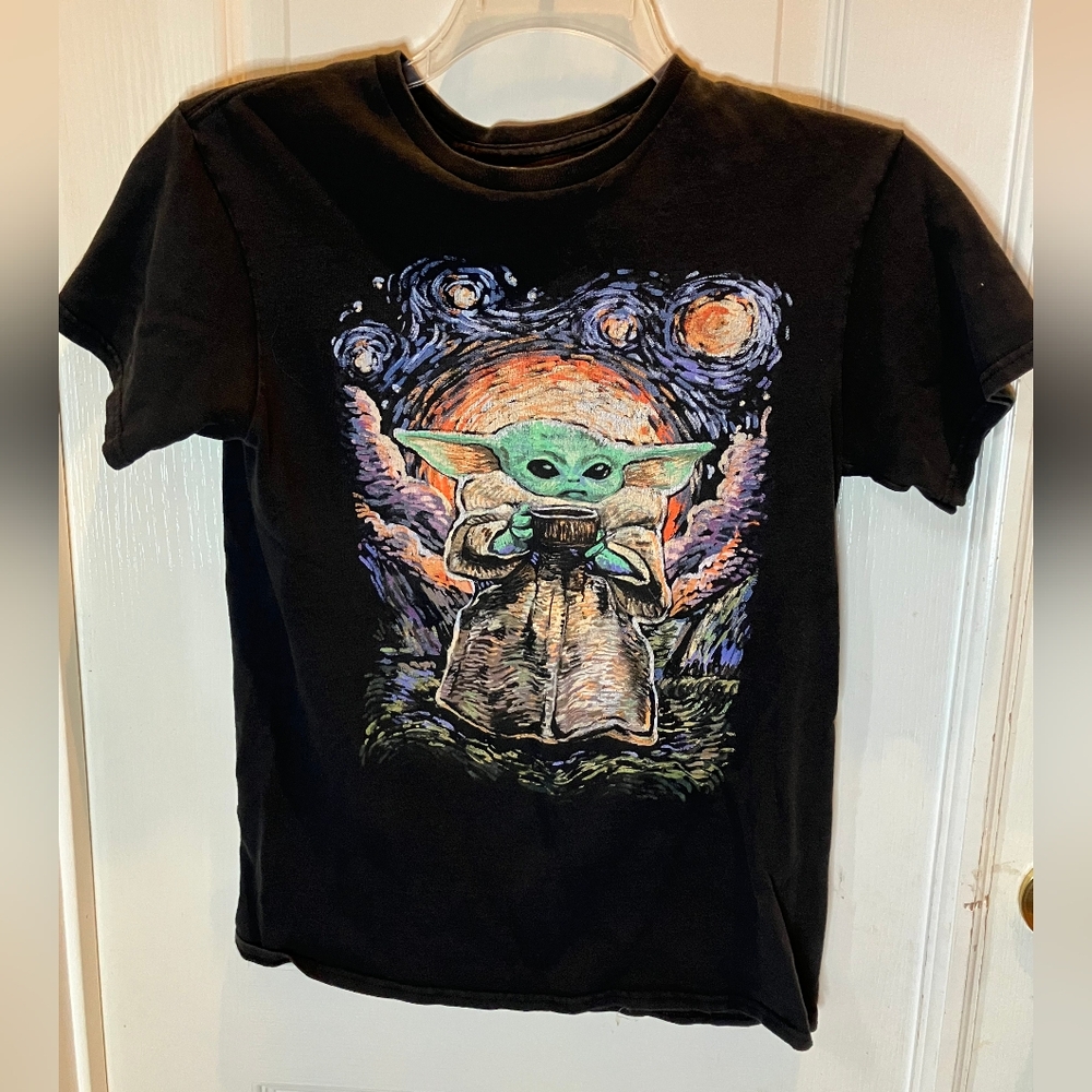 Baby Yoda With Coffee Mug Black T-Shirt